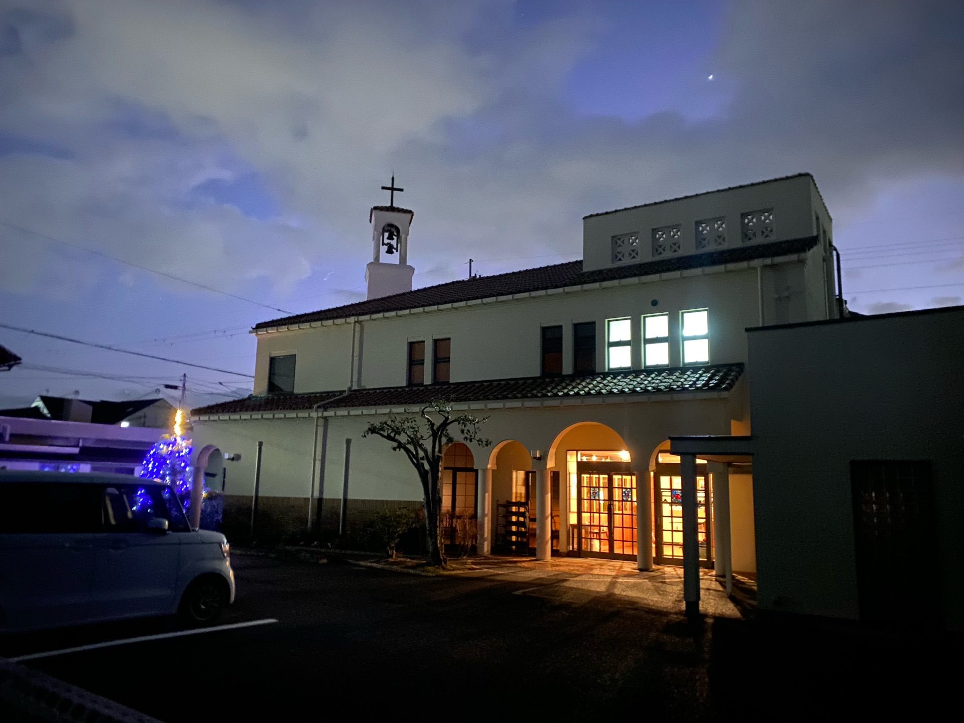 日本のアール・デコの建築家