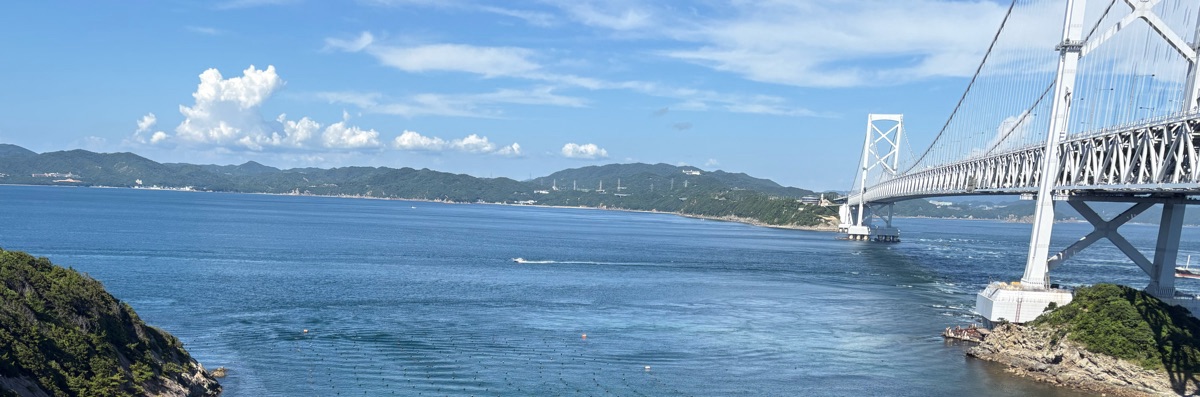 海辺で読書