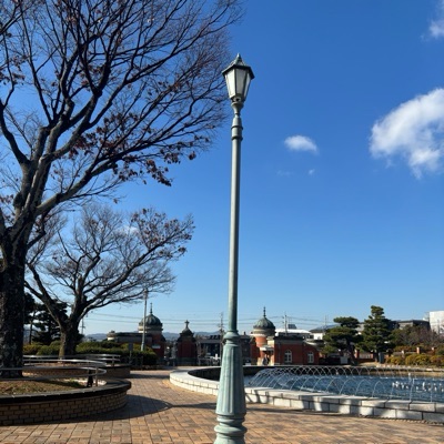 夜も更けてますが