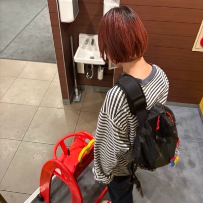 ワイ