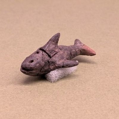 シャチ形土製品