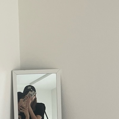 mona